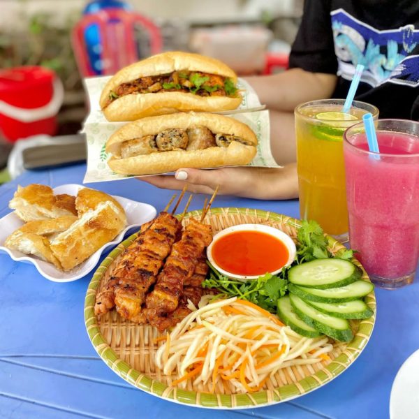 BÁNH MÌ NEM HÀN THUYÊN 1