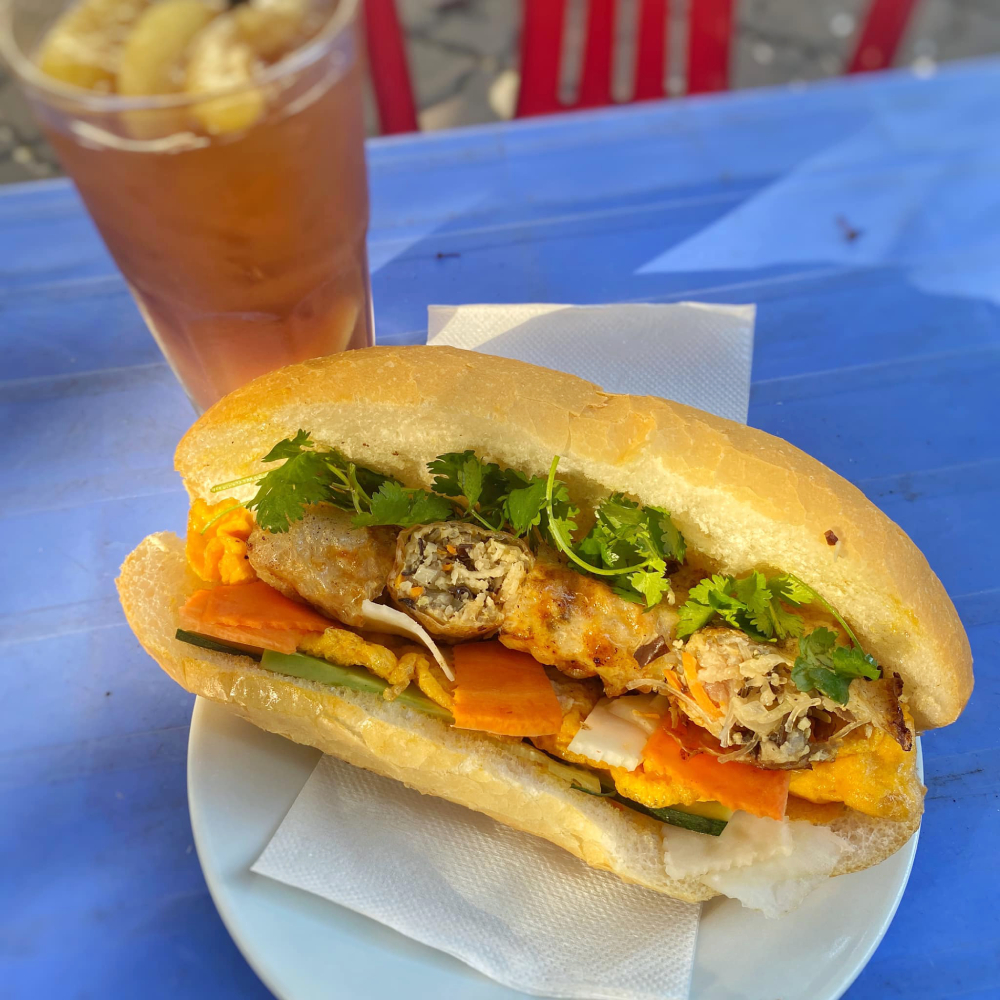 BÁNH MÌ NEM HÀN THUYÊN 4