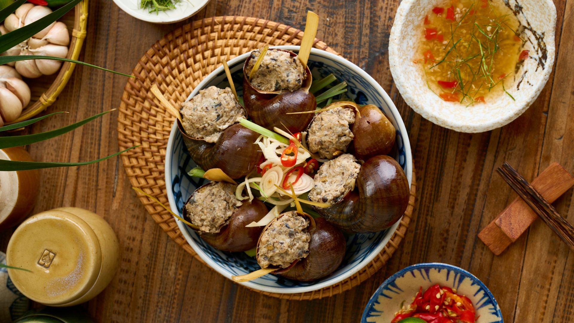 HỢP TÁC ỐC ĐẢO